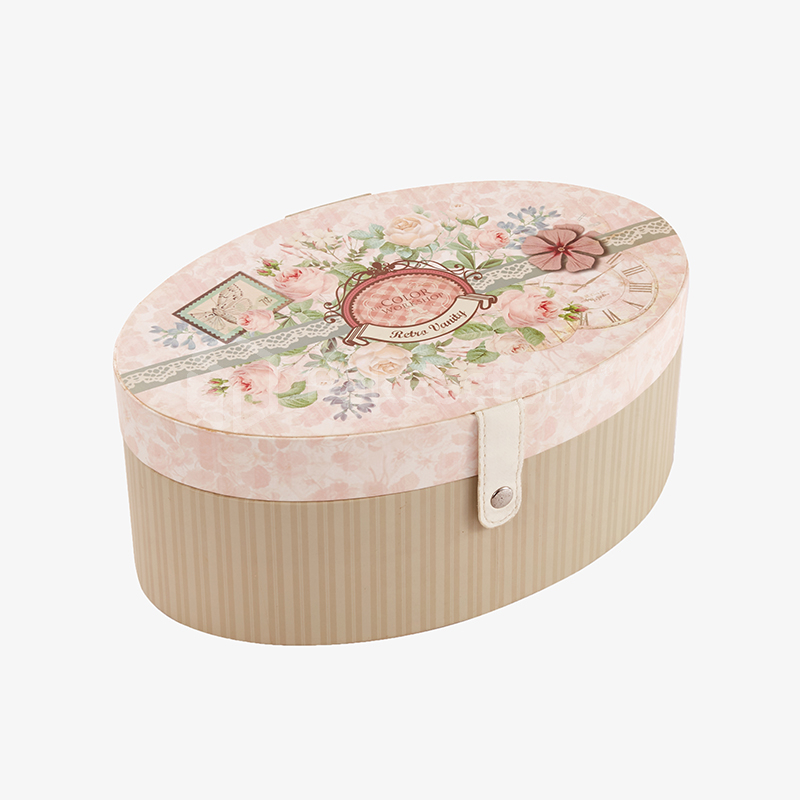 Pink коробка с закрытие